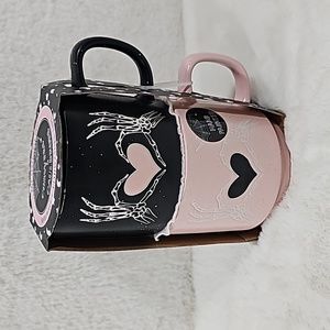 Cobwebs & Cauldrons Pink & Black Skelton Stackable Mugs 2